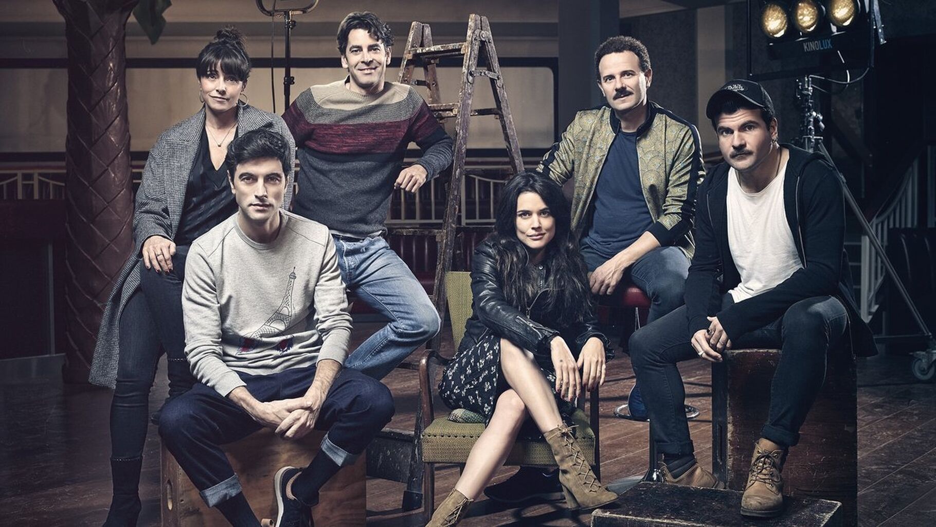 Empieza a andar 'Hache', la nueva serie española de Netflix 3 hache-cine-con-ñ