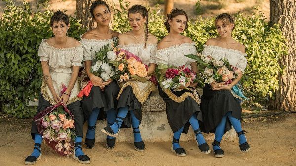 La reina del pueblo: Costumbrismo tiktoker 2 La reina del pueblo: Costumbrismo tiktoker 1