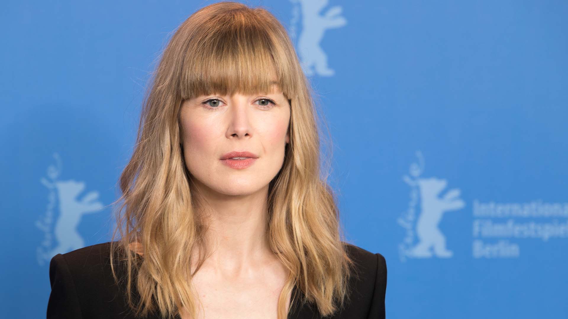 'Rich Flu', la nueva película del director de 'El hoyo' protagonizada por Rosamund Pike 1 Rich Flu
