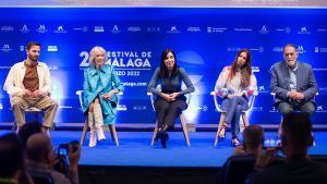 Alauda Ruiz de Azúa, directora de 'Cinco lobitos' y 'Querer', ya rueda 'Los Domingos', su nueva película 3 Noticia destacada