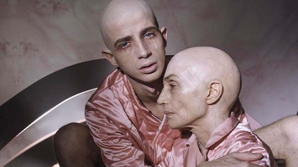 Lo nuevo de Eduardo Casanova y Jonás Trueba y el debut de Andrea Bagney representan a España en Karlovy Vary 2 Karlovy Vary La piedad