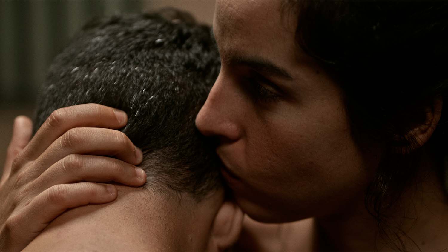 'A diente de perro', thriller sobre un grupo de traficantes que roba a quien no debe 2 A diente de perro