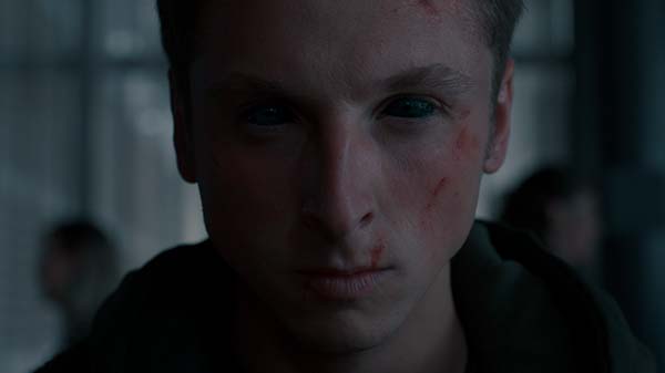 Tráiler de 'Awareness', la película de acción y ciencia ficción con Pedro Alonso, María Pedraza y Óscar Jaenada 2 Tráiler de 'Awareness', la película de acción y ciencia ficción con Pedro Alonso, María Pedraza y Óscar Jaenada 2