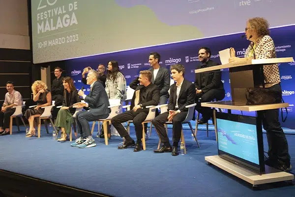 'Las noches de Tefía' revoluciona el Festival de Málaga con lo nunca visto en una serie española (o mundial) 2 Las noches de Tefía serie Atresplayer