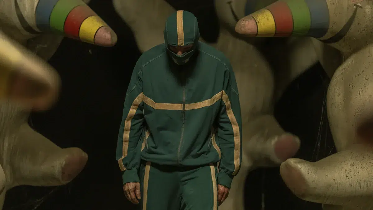 Tráiler de '1992', la serie de Álex de la Iglesia para Netflix sobre un asesino en serie que firma con Curro, la mascota de la Expo 8 Tráiler de '1992', la serie de Álex de la Iglesia para Netflix sobre un asesino en serie que firma con Curro, la mascota de la Expo 7