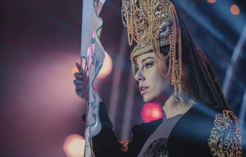 Arriba esos abanicos: tráiler de 'Disco, Ibiza, Locomía', la película que ficciona al mítico grupo musical de los 80 1 Arriba esos abanicos: tráiler de 'Disco, Ibiza, Locomía', la película que ficciona al mítico grupo musical de los 80 1