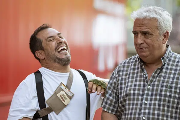 Tráiler de 'La familia Benetón': Leo Harlem es un solterón cascarrabias al cargo de cinco niños 1 Tráiler de 'La familia Benetón': Leo Harlem es un solterón cascarrabias al cargo de cinco niños 1