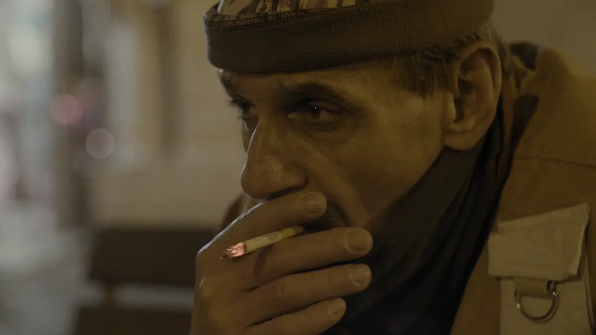 Tráiler en exclusiva de 'Yo tenía una vida', el documental sobre la lucha de un hombre por no vivir en la calle 3 Yo tenía una vida Octavio Guerra documental sin techo casa acogida