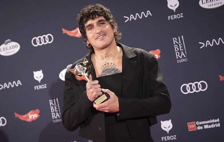Los Feroz aman locamente a 'La Mesías', 'Robot Dreams' y '20.000 especies de abejas' 1 Premios Feroz 2024