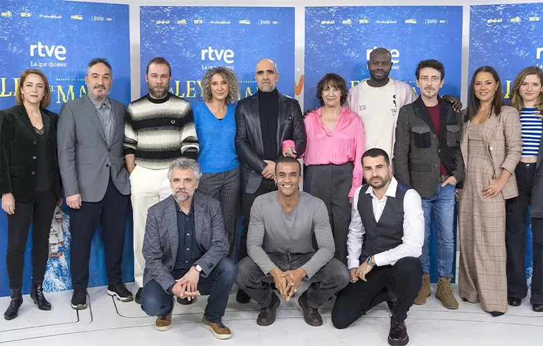 'La ley del mar', la paradoja de la serie que quiere hablar de migración poniéndole rostro pero "sin politizarla" 2 'La ley del mar', la paradoja de la serie que quiere hablar de migración poniéndole rostro pero "sin politizarla" 2