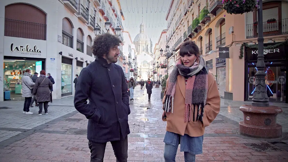 Marwán y Rozalén se preguntan qué es el amor en el documental 'Terapia de parejas' 3 Terapia de parejas documental Marwán Rozalén