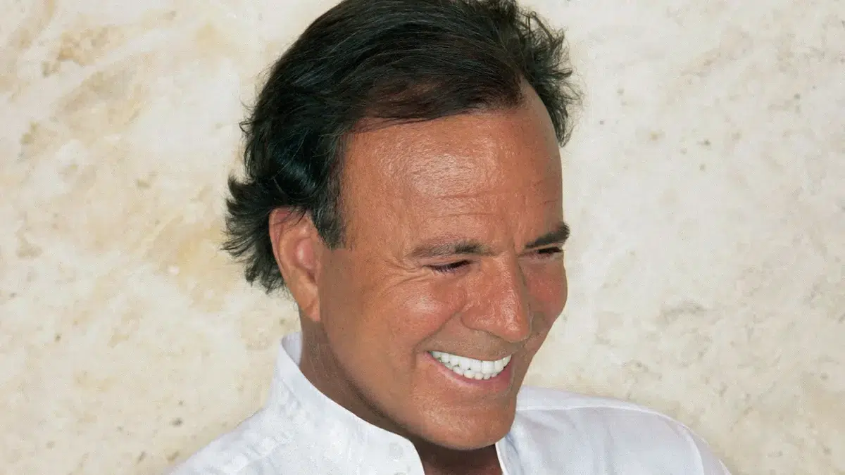Julio Iglesias se alía con Netflix para hacer una serie sobre su vida 2 Julio Iglesias se alía con Netflix para hacer una serie sobre su vida 2