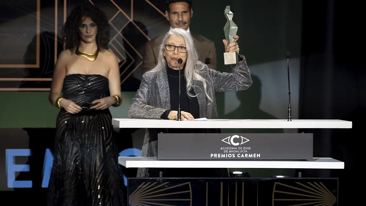 Unos Carmen muy repartidos y en clave de Goya coronan a 'Mamacruz' y 'Te estoy amando locamente' 2 Palmarés de los Premios Carmen 2024