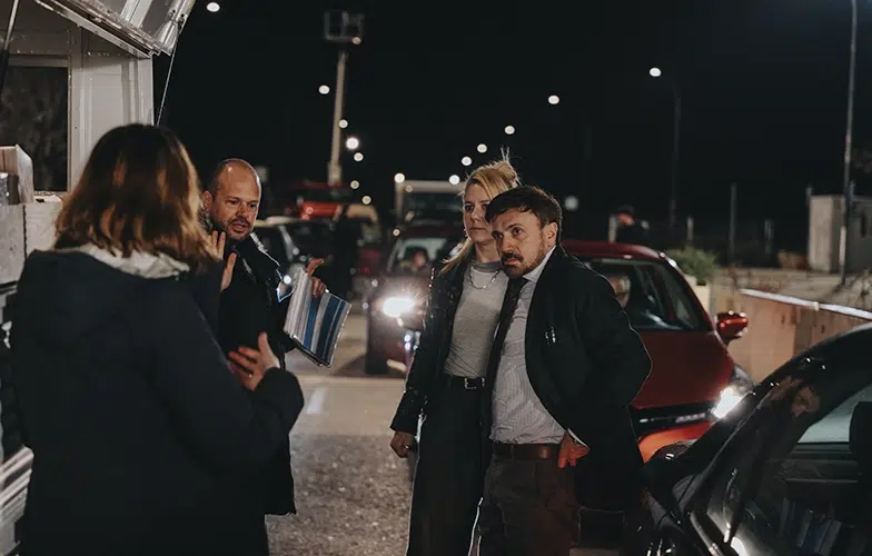 Tráiler de 'Atasco', una comedia multitudinaria sobre un embotellamiento de récord en Madrid 2 Tráiler de 'Atasco', una comedia multitudinaria sobre un embotellamiento de récord en Madrid 1
