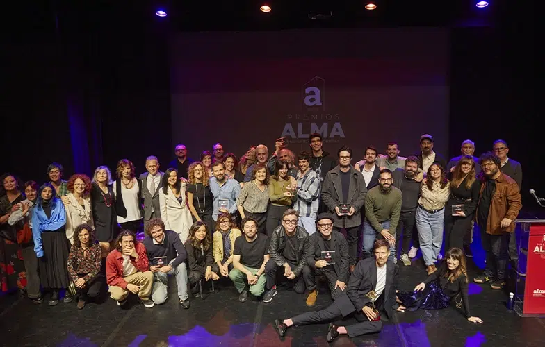 'Robot Dreams', 'Upon Entry' y 'La Mesías' triunfan en unos premios ALMA de despedida para 'Amar es para siempre' 1 'Robot Dreams', 'Upon Entry' y 'La Mesías' triunfan en unos premios ALMA de despedida para 'Amar es para siempre' 1