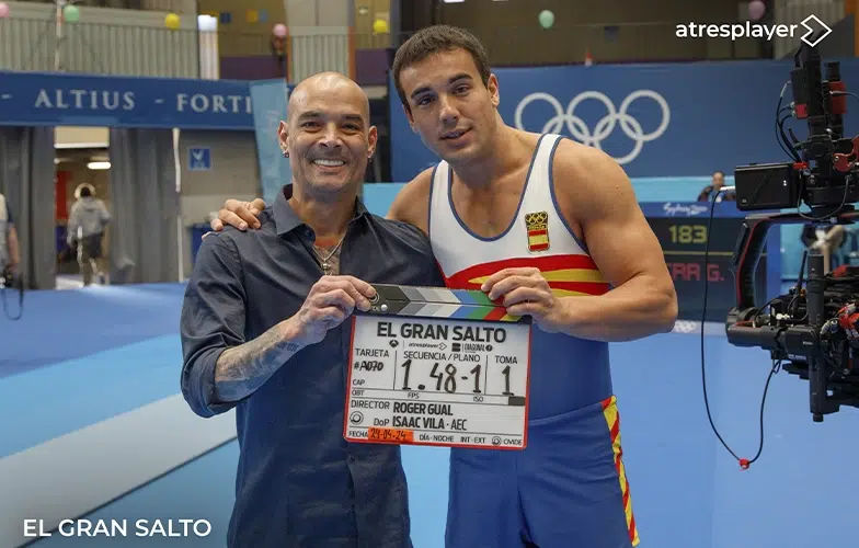 Primeras imágenes de Óscar Casas como Gervasio Deferr para la serie 'El gran salto' 2 Primeras imágenes de Óscar Casas como Gervasio Deferr para la serie 'El gran salto' 2
