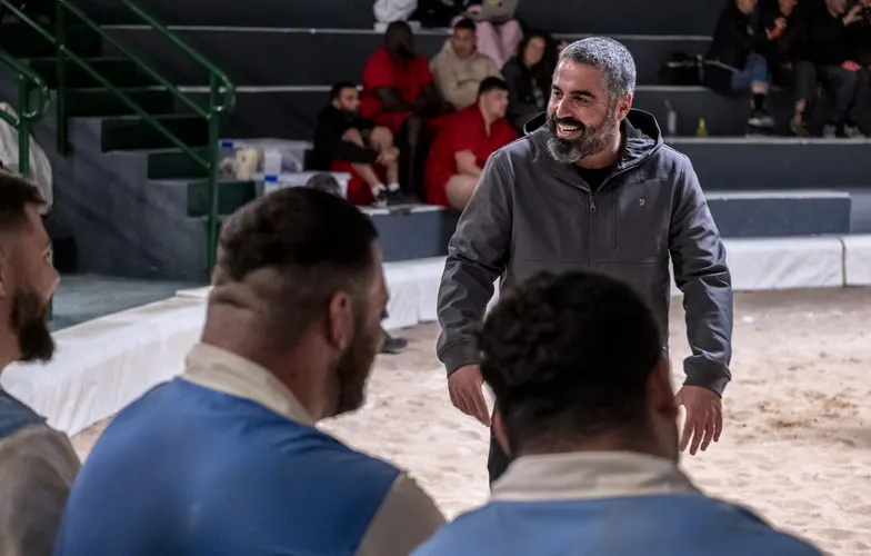 José Alayón dirige la película 'La Lucha', un 'coming-of-age' ambientado en el mundo de la lucha canaria 1 José Alayón dirige la película 'La Lucha', un 'coming-of-age' ambientado en el mundo de la lucha canaria 1