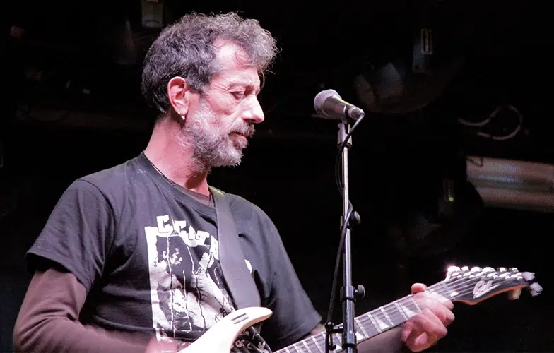 El 17 de mayo se estrena 'Manolo Kabezabolo', documental homenaje al punk que sobrevive a las modas 1 El 17 de mayo se estrena 'Manolo Kabezabolo', documental homenaje al punk que sobrevive a las modas 1