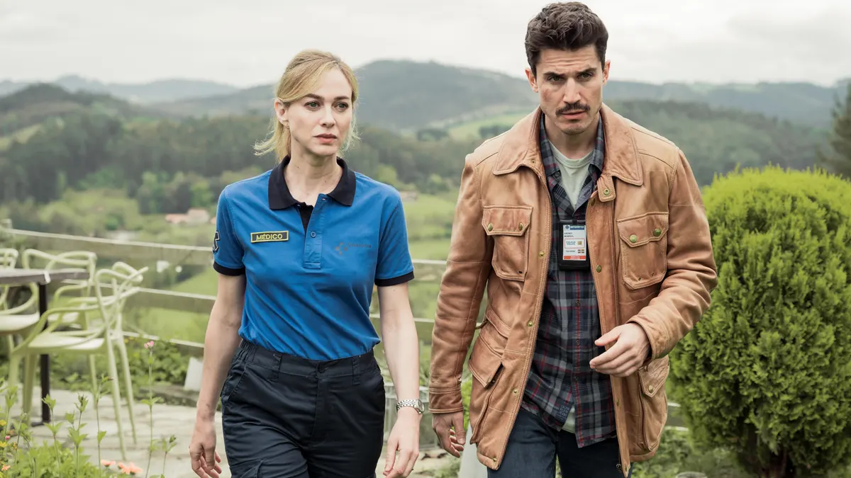Disney+ estrenará la serie 'Desde el mañana', un drama sobrenatural con Marta Hazas y Álex González 4 Disney+ estrenará la serie 'Desde el mañana', un drama sobrenatural con Marta Hazas y Álex González 3