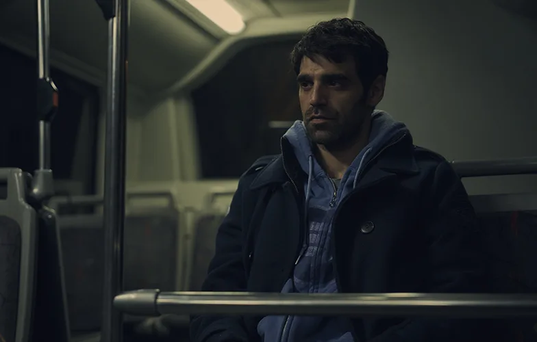 Nuevas imágenes de la serie 'El mal invisible': David Verdaguer y Ángela Cervantes persiguen a un asesino en pleno confinamiento 4 Nuevas imágenes de la serie 'El mal invisible': David Verdaguer y Ángela Cervantes persiguen a un asesino en pleno confinamiento 4