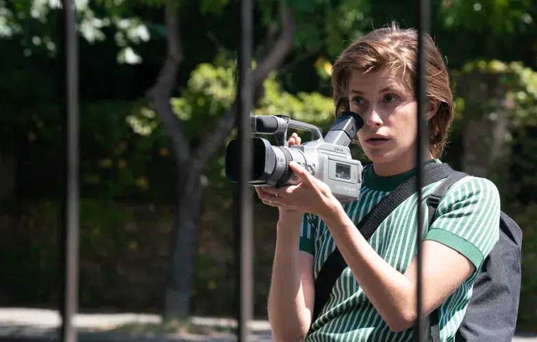 Tráiler de 'El llanto', la película de terror con Ester Expósito que competirá por la Concha de Oro en San Sebastián 2 Tráiler de 'El llanto', la película de terror con Ester Expósito que competirá por la Concha de Oro en San Sebastián 2