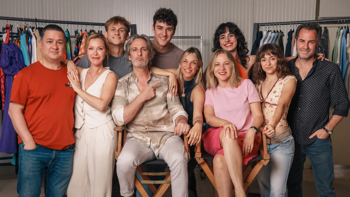 'Todos los lados de la cama': la saga de comedias musicales vuelve con una nueva película 1 'Todos los lados de la cama'