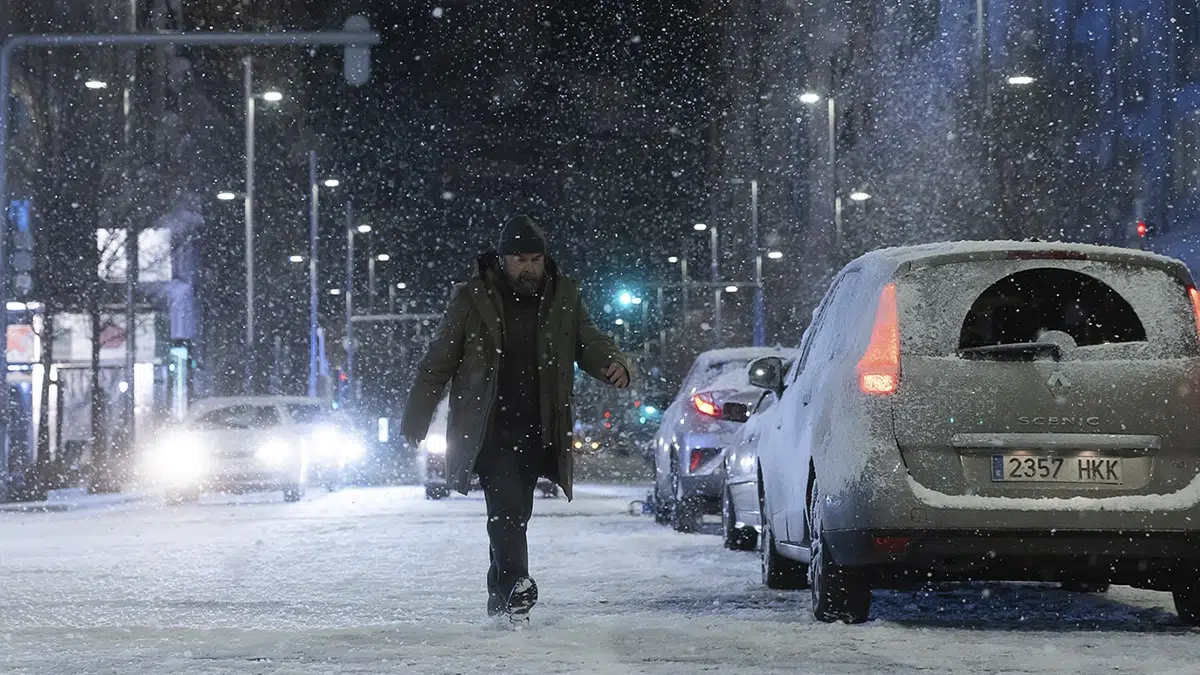Tráiler de 'Mikaela': Antonio Resines es un policía que debe impedir un robo en mitad de una tormenta de nieve 5 Mikaela Daniel Calparsoro Antonio Resines