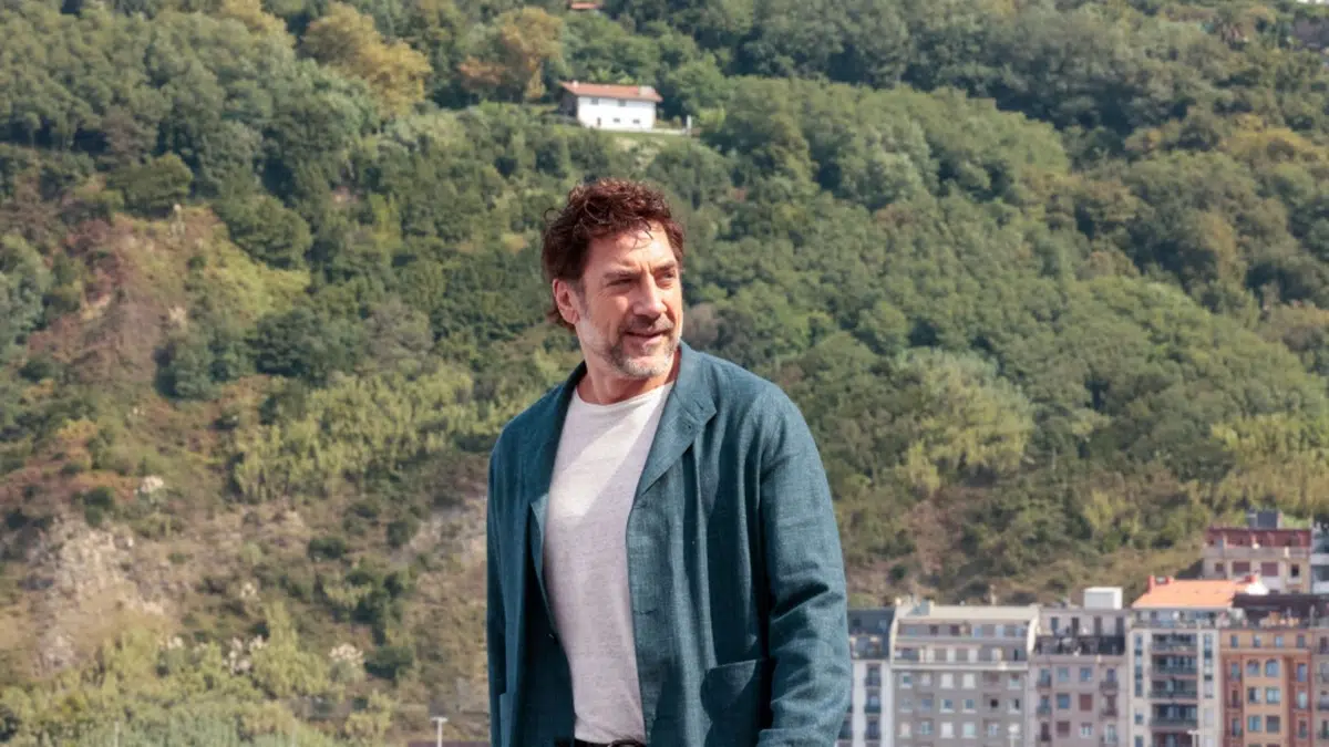 "Esto se llama encerrona": el homenaje de Bardem a Bigas Luna que iba a ser 'Jamón, jamón' y acabó en 'Huevos de oro' 1 Javier Bardem en San Sebastián