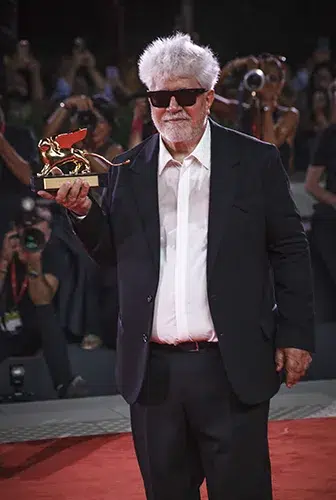 'La habitación de al lado', la nueva película de Almodóvar, gana el Festival de Venecia 6 'La habitación de al lado', la nueva película de Almodóvar, gana el Festival de Venecia 6