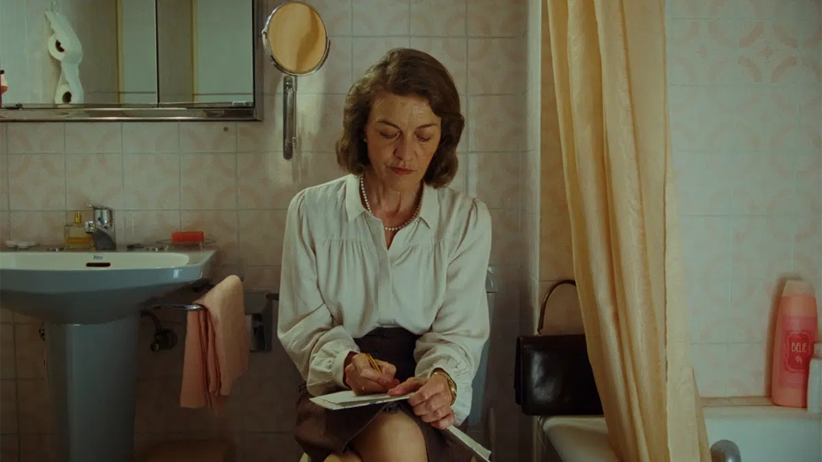 'Un bany propi', ópera prima de Lucía Casañ, será la película inaugural de la Mostra de València 2 Un bany propi Mostra de València 2024