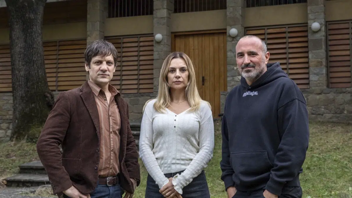 'Los sin nombre' triunfa como Mejor Serie de Ficción en los Premis Zoom 2025 1 Premis Zoom 2025