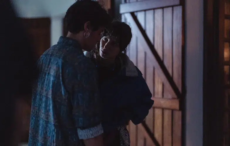 Una mujer en crisis vital y un intruso en casa se unen en 'Las líneas discontinuas', segunda película de Anxos Fazáns 5 Una mujer en crisis vital y un intruso en casa se unen en 'Las líneas discontinuas', segunda película de Anxos Fazáns 5