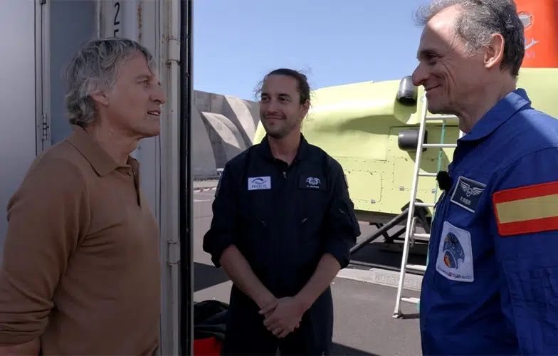 Amazon pone a Jesús Calleja en órbita para promocionar los cohetes de Jeff Bezos en 'Calleja en el espacio' 1 Amazon pone a Jesús Calleja en órbita para promocionar los cohetes de Jeff Bezos en 'Calleja en el espacio' 1