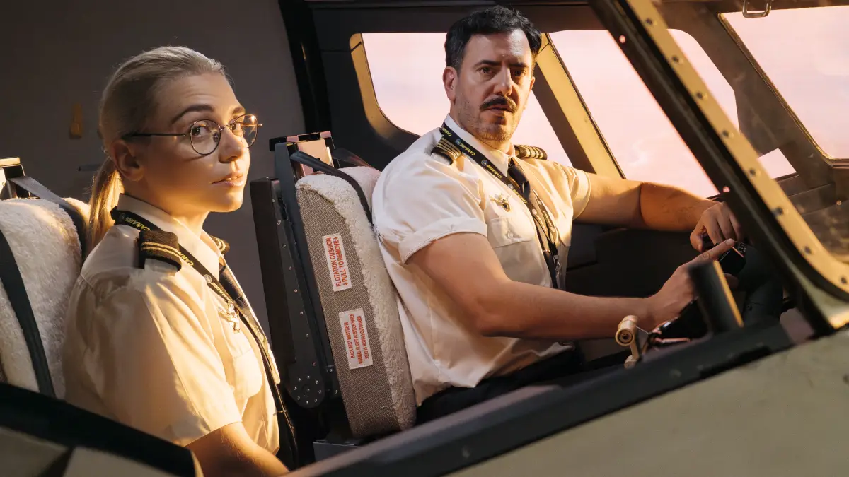 Se rueda 'La cosa en la niebla', un homenaje al cine de serie B desde la cabina de un avión 2 La cosa en la niebla