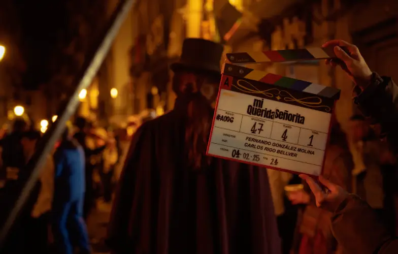 Se rueda el remake de 'Mi querida señorita, dirigido por Fernando González Molina y producido por 'Los Javis' 1 Se rueda el remake de 'Mi querida señorita, dirigido por Fernando González Molina y producido por 'Los Javis' 1