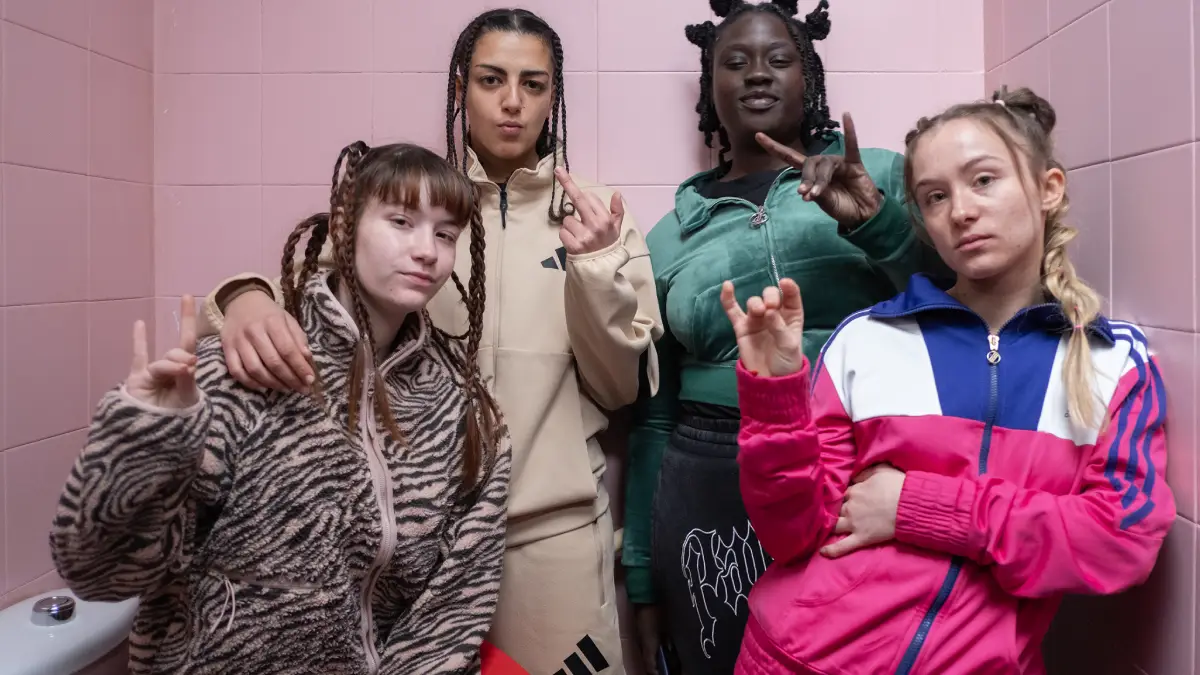 'Salen las lobas', una película sobre los centros de menores en Cataluña a ritmo de trap 3 Salen las lobas