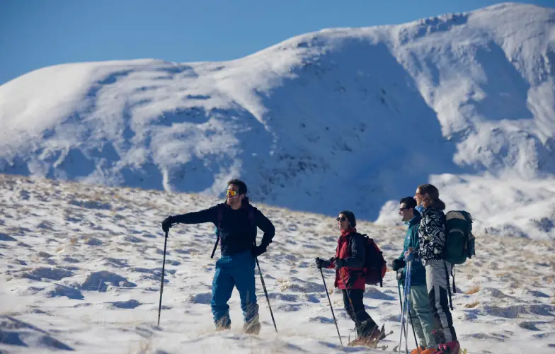 Álvaro Cervantes y Bruna Cusí protagonizan 'Balandrau', la historia real de la peor tormenta de nieve de los Pirineos 1 Álvaro Cervantes y Bruna Cusí protagonizan 'Balandrau', la historia real de la peor tormenta de nieve de los Pirineos 1
