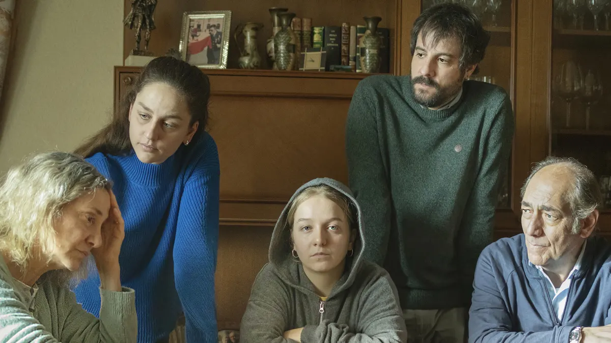 Tráiler de 'Yo no moriré de amor', la ópera prima de Marta Matute ganadora en Málaga 2 Rodaje de la película 'Yo no moriré de amor', de Marta Matute