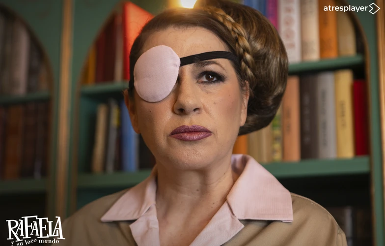 Lo chanante no muere, sólo se transforma: primeras imágenes de 'Rafaela y su loco mundo' 1 Lo chanante no muere, sólo se transforma: primeras imágenes de 'Rafaela y su loco mundo' 1