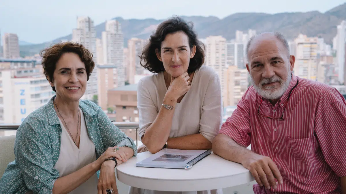 Adriana Ozores y Darío Grandinetti son una pareja divorciada en busca de su nieto en 'Después de Kim' 1 Después de Kim