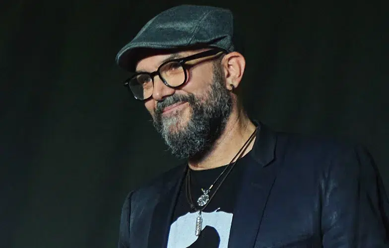 'Dante de noche': Chino Darín y Ester Expósito, juntos en la próxima película del director de 'Una noche con Adela' 2 'Dante de noche': Chino Darín y Ester Expósito, juntos en la próxima película del director de 'Una noche con Adela' 1