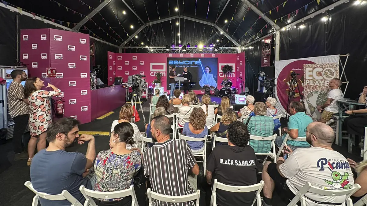 Abycine 2025 completa una sección a concurso con 'Aro berria' o 'Anoche conquisté Tebas', entre otros hitos del 'indie' de este año 2 Abycine 2025
