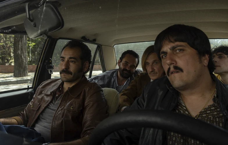 <strong>Golpes</strong>: Un thriller de época para recordar que el cine quinqui siempre fue político 2 <strong>Golpes</strong>: Un thriller de época para recordar que el cine quinqui siempre fue político 1