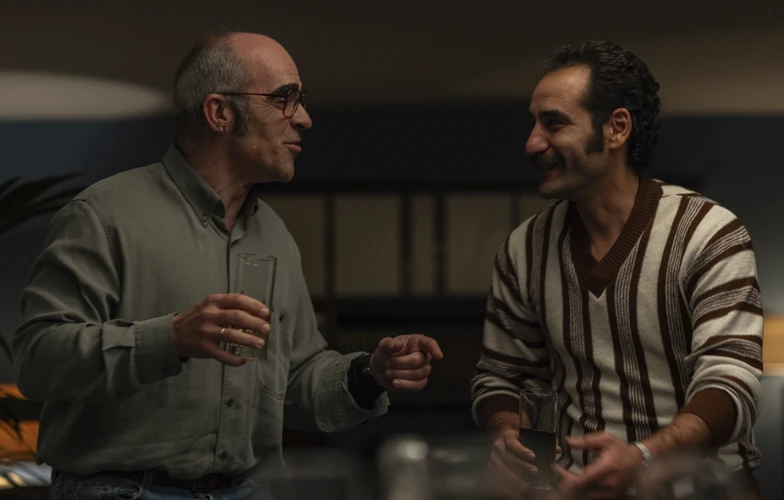 <strong>Golpes</strong>: Un thriller de época para recordar que el cine quinqui siempre fue político 1 Crítica de 'Golpes', película de Rafael Cobos con Jesús Carroza y Luis Tosar