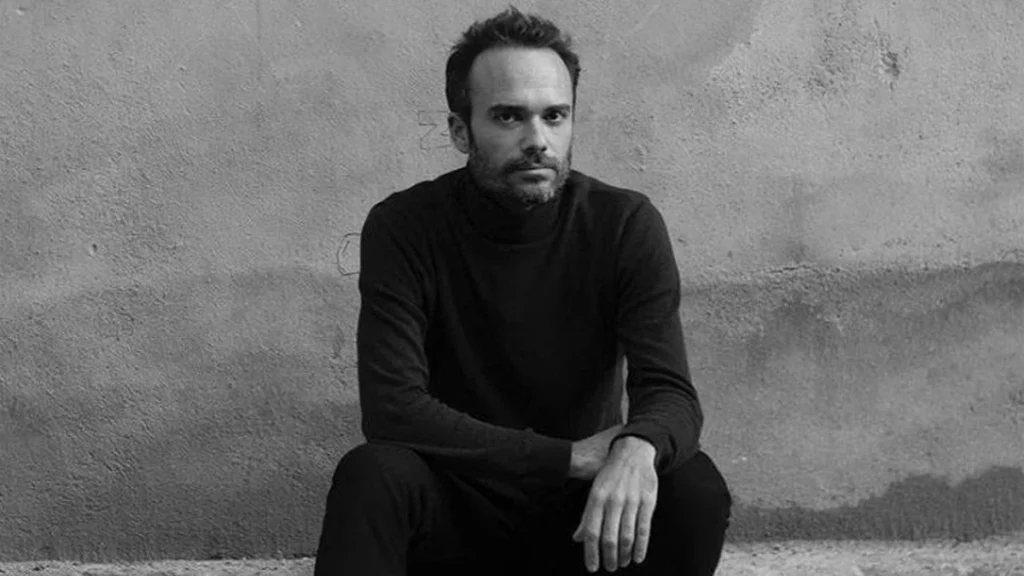 "Hemos intentado depurar y dejar que la no-palabra construya un lenguaje basado en lo emocional y no solo en lo intelectual" 1