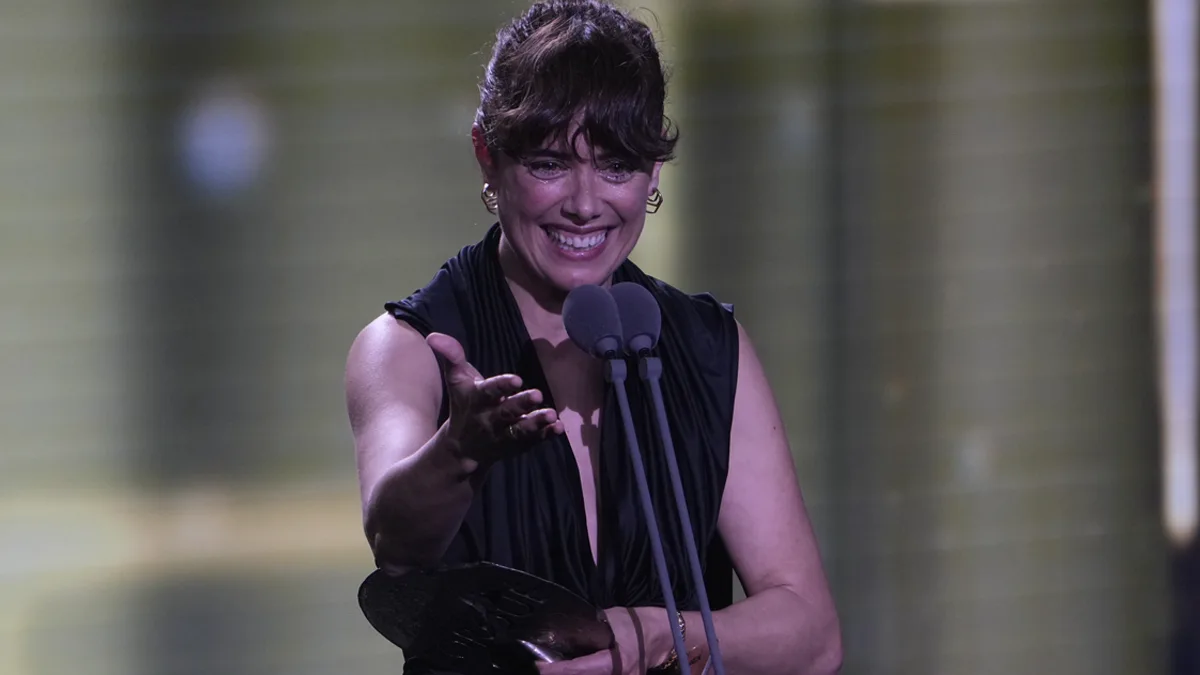 Los Forqué lanzan a 'Los domingos' en una gala repartidísima y guiada por la IA 5 La gala de los Premios Forqué 2025.