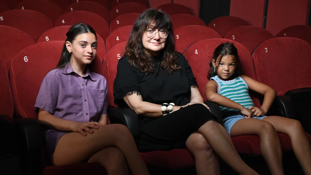 Un siglo en el que ‘La vida és Verdi’: un documental para amar al cine y al barrio de Gràcia de Barcelona