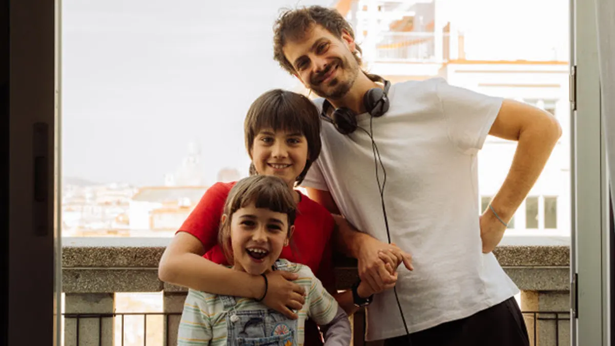 Empieza el rodaje de la película 'Catorce de marzo', historia de dos hermanos frente al divorcio de sus padres 1 Rodaje de la película 'Catorce de marzo', de Alberto Gross Molo