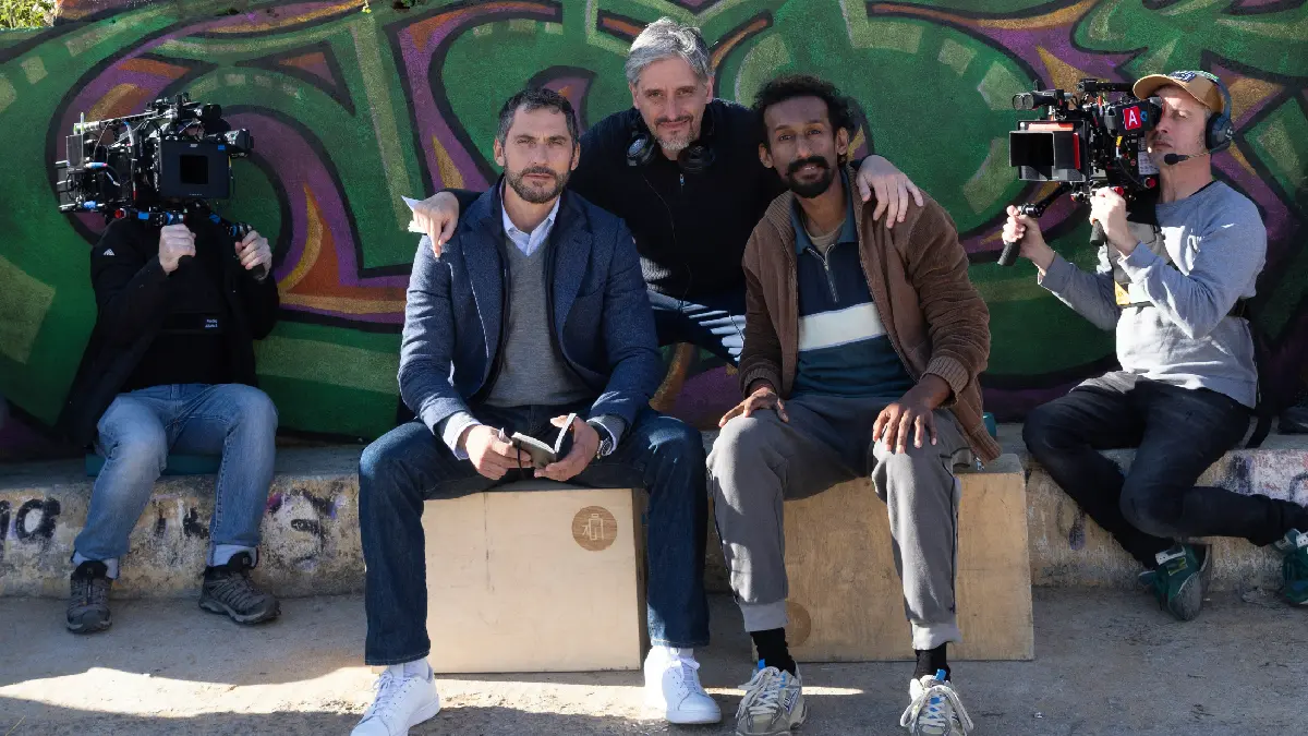 'La Roja', la nueva película del director de 'El 47', acaba su rodaje 2 'La Roja', la nueva película del director de 'El 47', acaba su rodaje 2