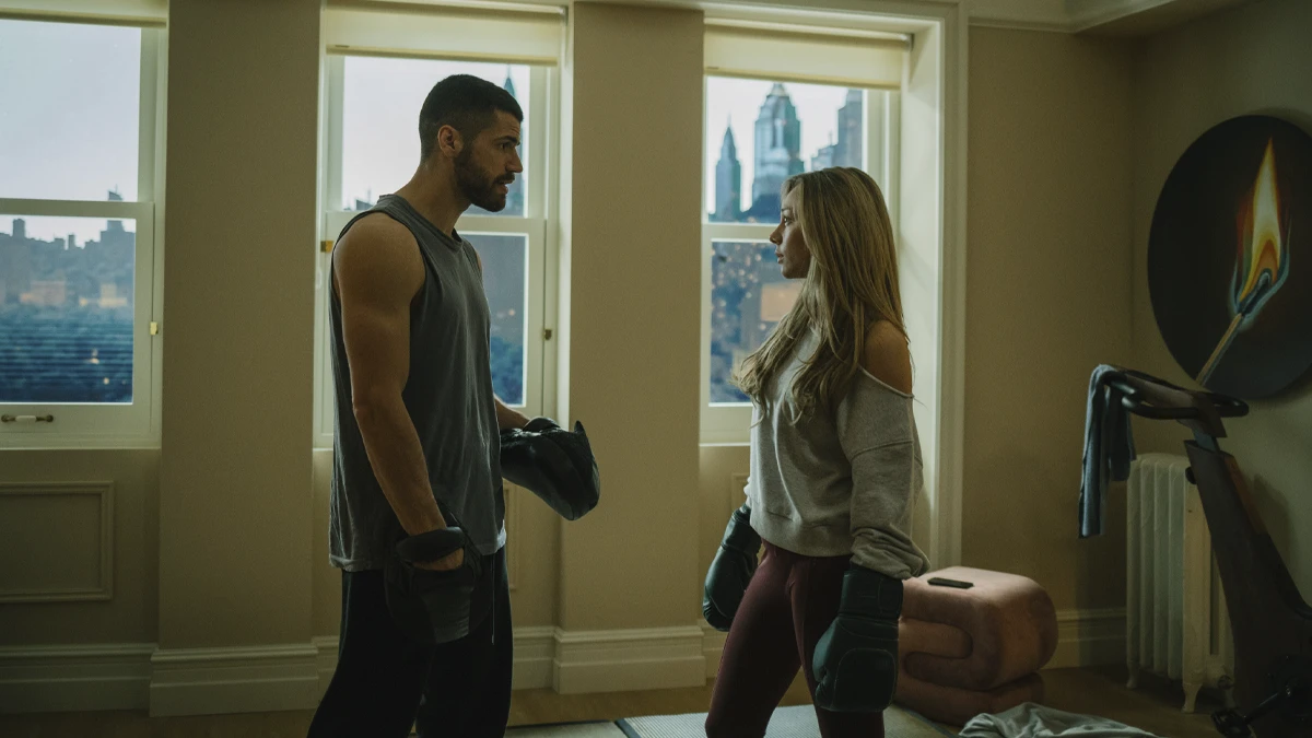 Tráiler de 'Enfrentados: Márfil', adaptación de las novelas de Mercedes Ron con Ester Expósito y Hugo Diego García 3 Marfil